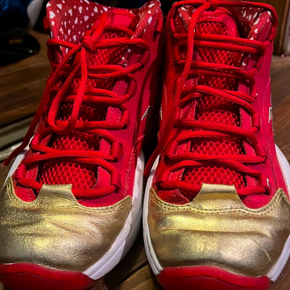 Valentines Reebok shoes